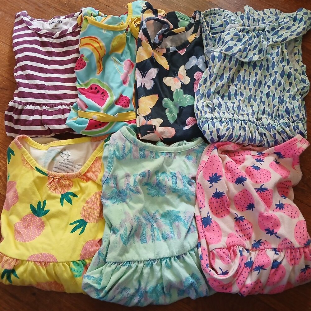 Sleeveless Dresses (Lot of Seven)